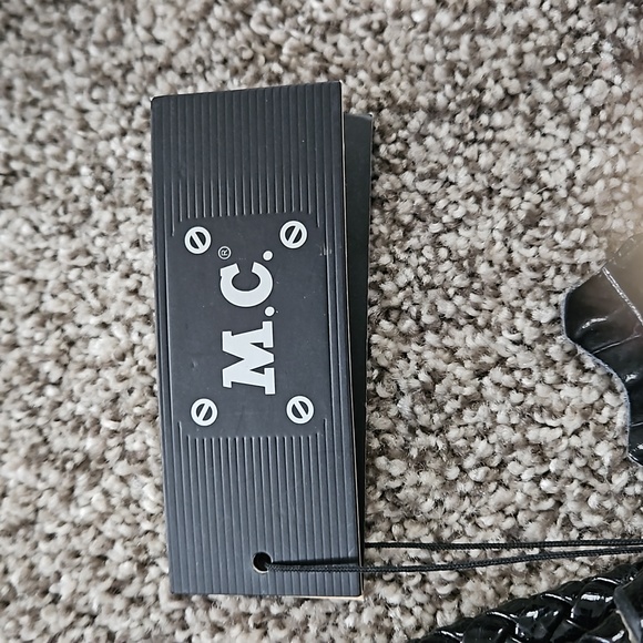 Purse - Picture 6 of 8